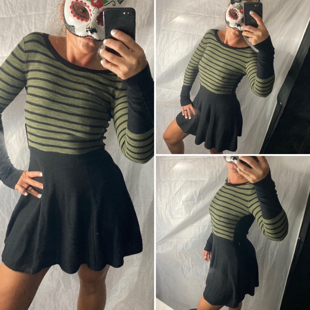 long sleeve green & black striped express dress XS